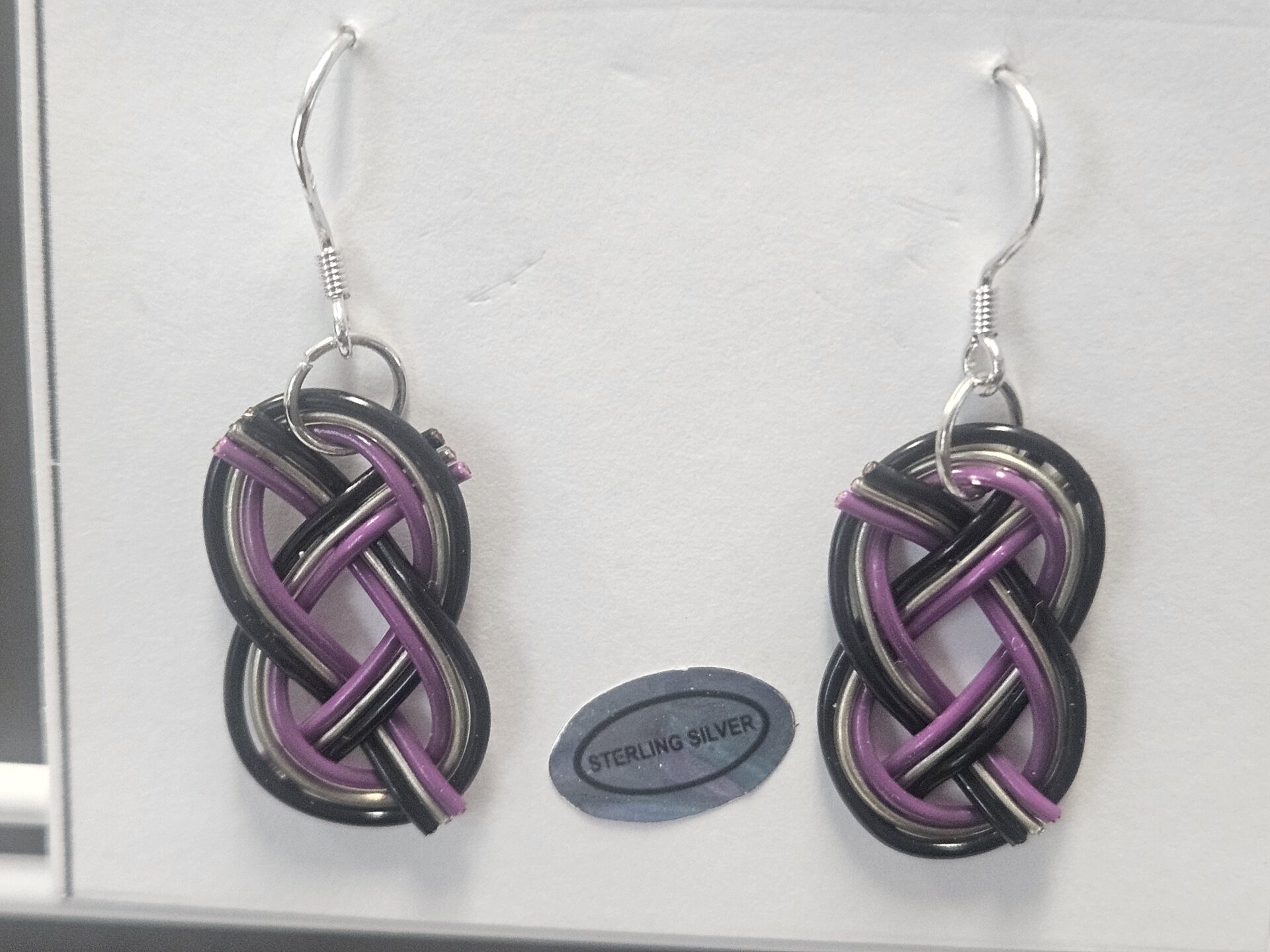 Josephine Knot Earrings - Image 10