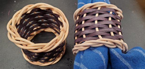 how to weave a napkin ring